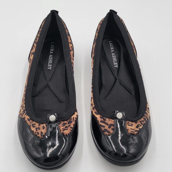 Laura Ashley Wenlock Ballet Cheetah Flats Black Patent Leather Slip On Size 6.5M - Picture 2 of 8
